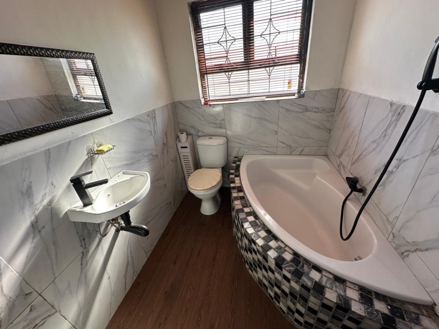 3 Bedroom Property for Sale in Portlands Western Cape